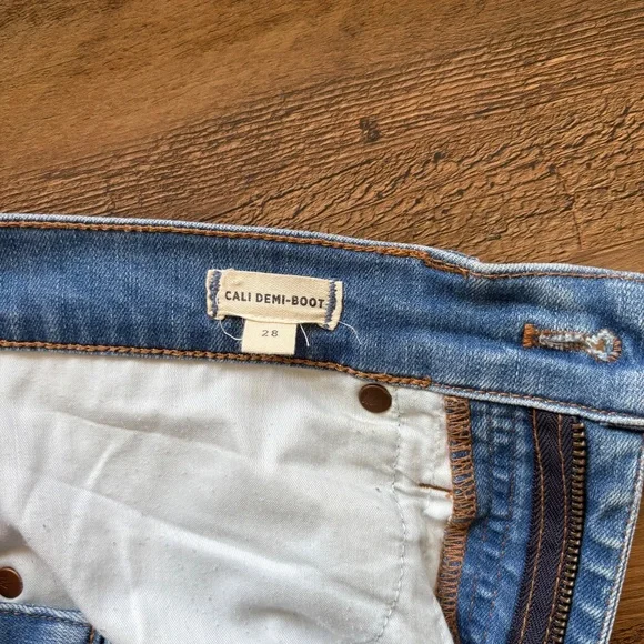 Madewell Cali Demi-Boot Jeans - Picture 5 of 10